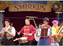  Smirkus, 