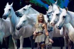  Cavalia, 