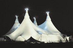 Цирк Cavalia, Канада
